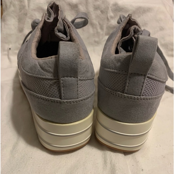 Zara fashion sneakers 6.5 - Picture 3 of 5